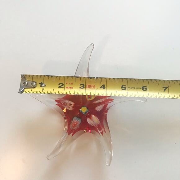 Beautiful Starfish Art Glass Clear Red Colorful Paperweight Home Decor - Picture 6 of 7